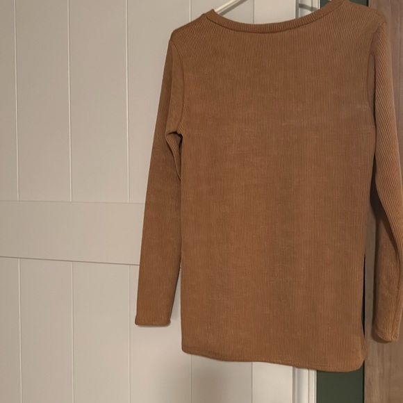 Smash Tess Zoe Cut-Out Top NWT - Picture 3 of 5